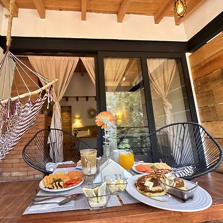 Encino House Hotel Boutique Valle de Bravo Exterior photo